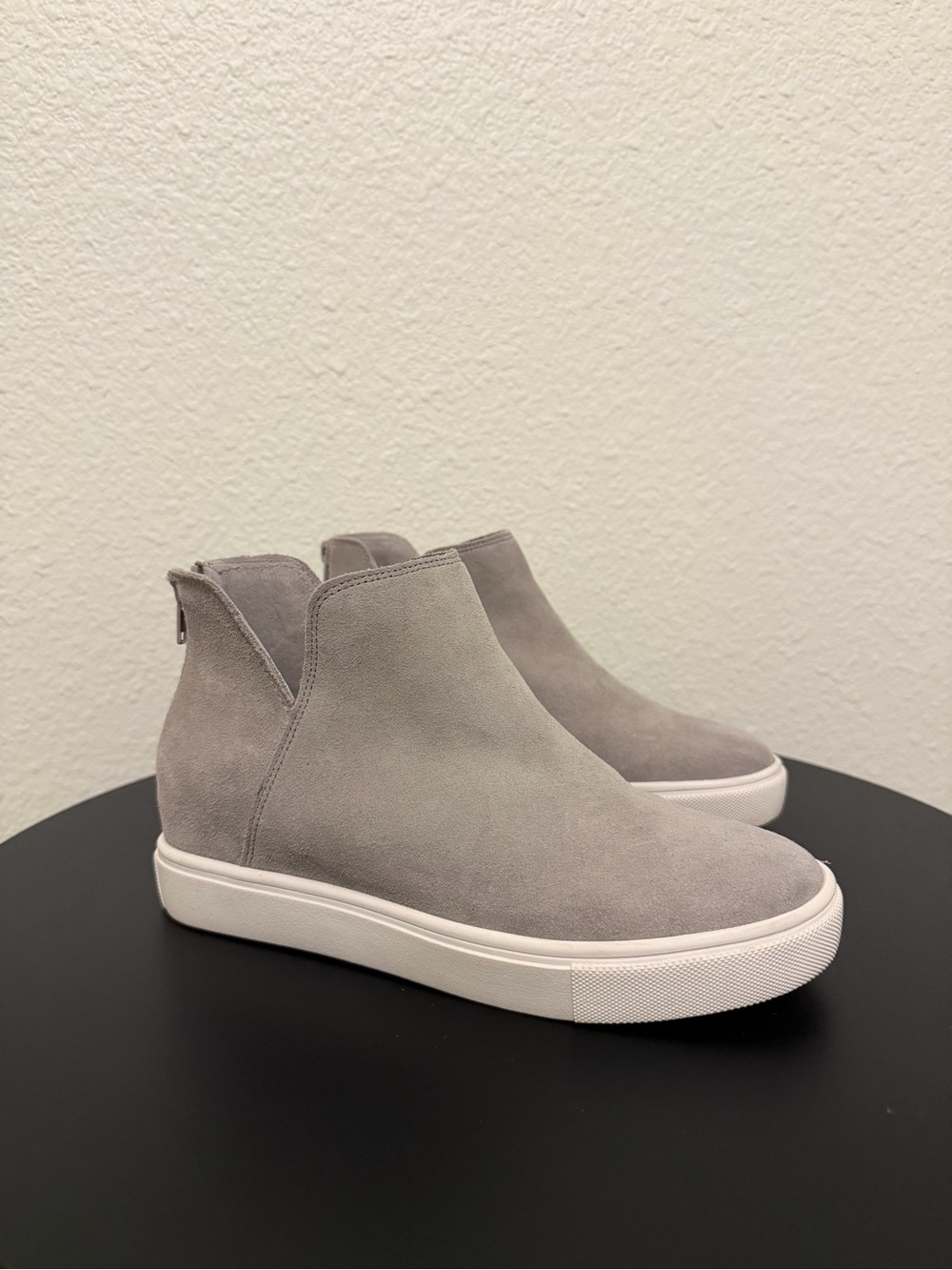 Steve Madden Claud Light Grey Suede High-Top Slip-On Sneakers